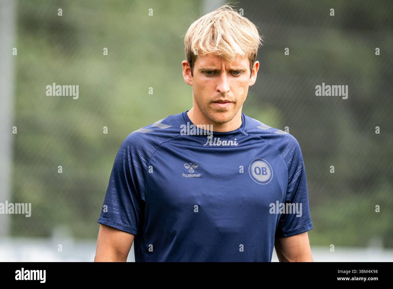 Odense, Danemark. 24 juin 2025. Gustav Grubbe d'Odense BK vu lors d'une séance d'entraînement de pré-saison à Aadalen à Odense. Crédit : Gonzales photo/Alamy Live News Banque D'Images