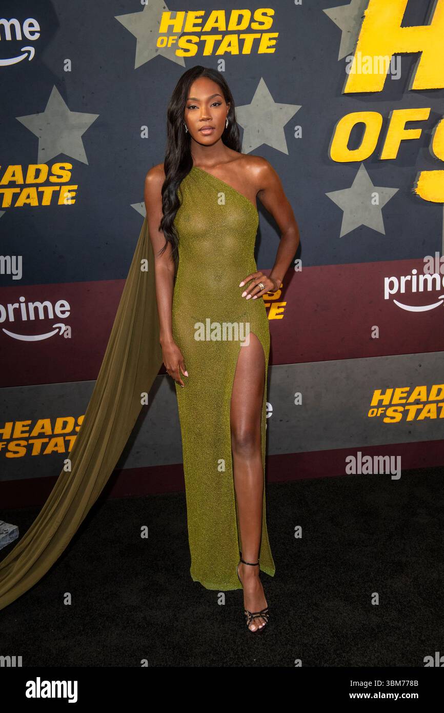 New York, États-Unis. 24 juin 2025. Afiya Bennett assiste à la première mondiale des chefs d'État d'Amazon à Alice Tully Hall, Lincoln Center. (Photo de Ron Adar/SOPA images/SIPA USA) crédit : SIPA USA/Alamy Live News Banque D'Images