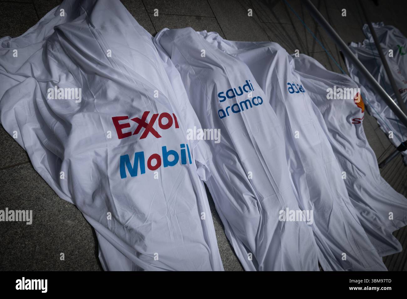 XR occupe le siège social de WPP, Londres Banque D'Images