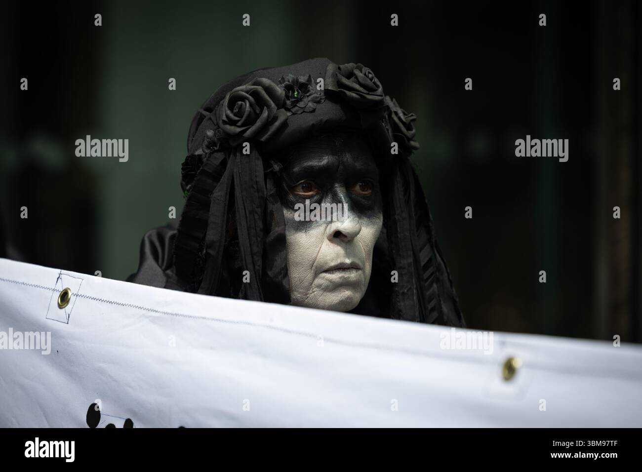 XR occupe le siège social de WPP, Londres Banque D'Images