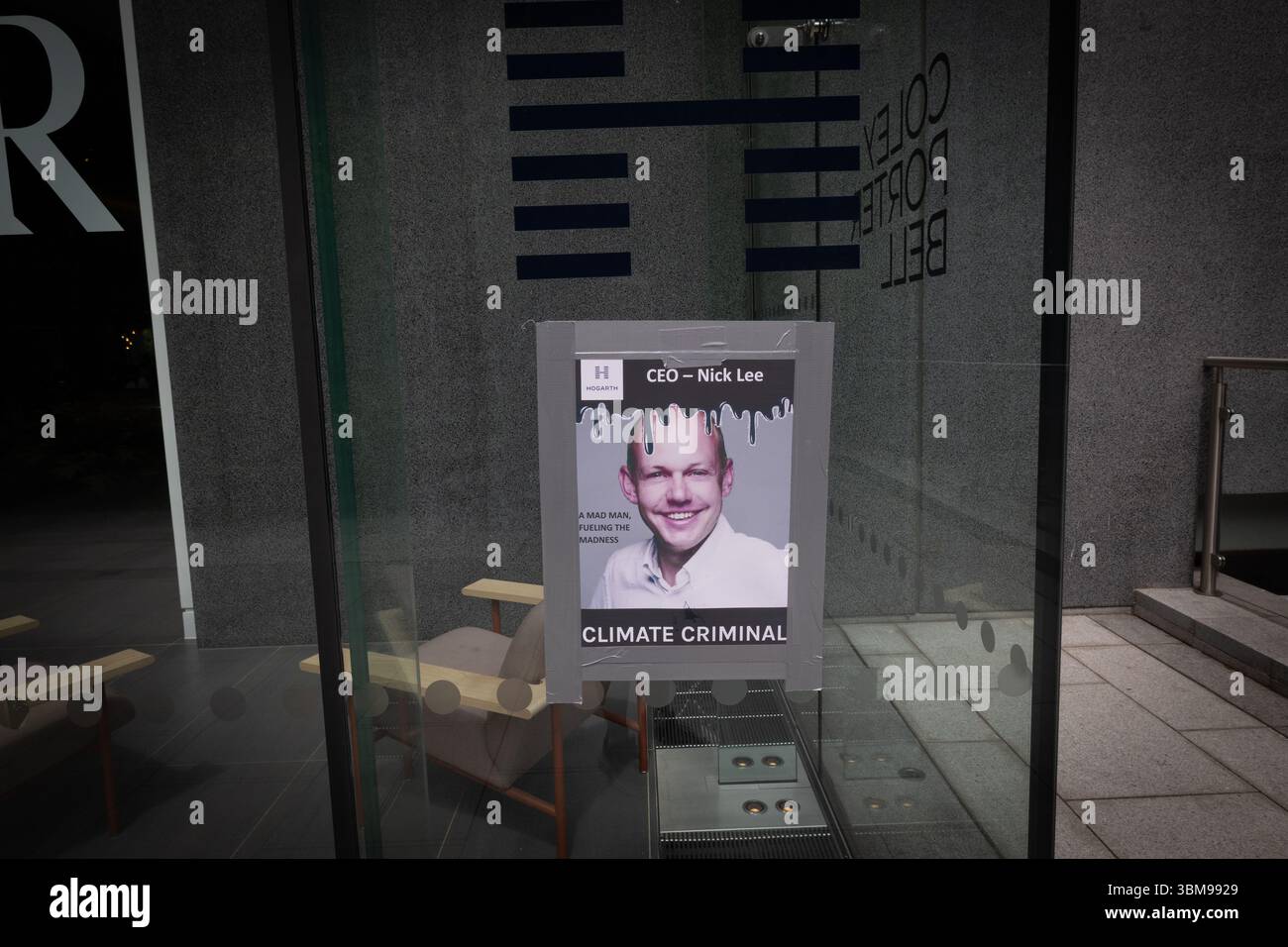 XR occupe le siège social de WPP, Londres Banque D'Images