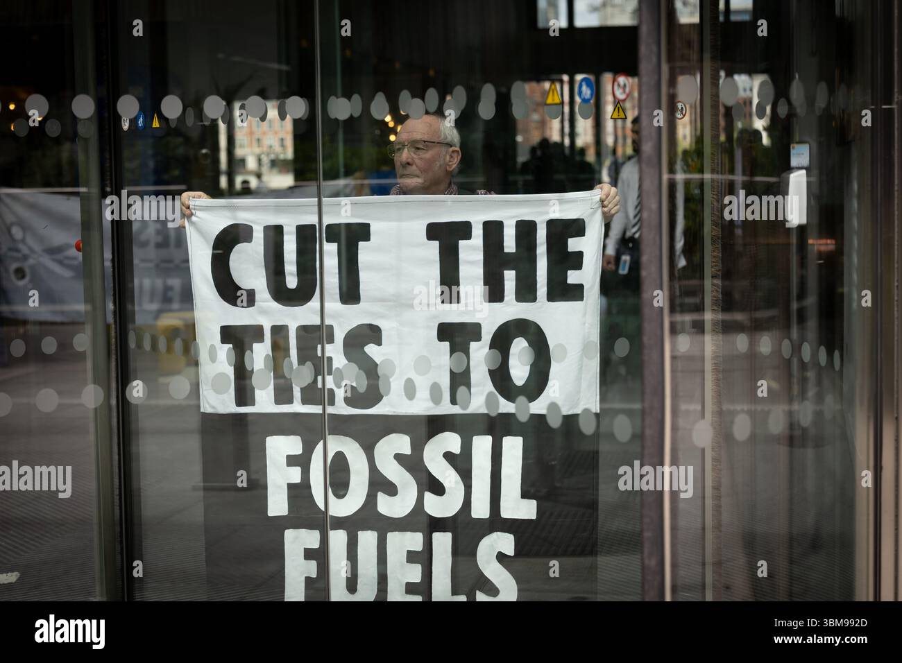 XR occupe le siège social de WPP, Londres Banque D'Images