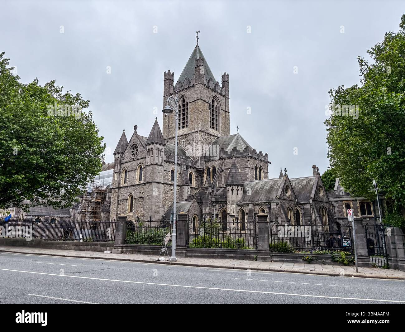 Cathédrale Christ Church à Dublin, Irlande. Église gothique médiévale historique avec architecture en pierre. Banque D'Images