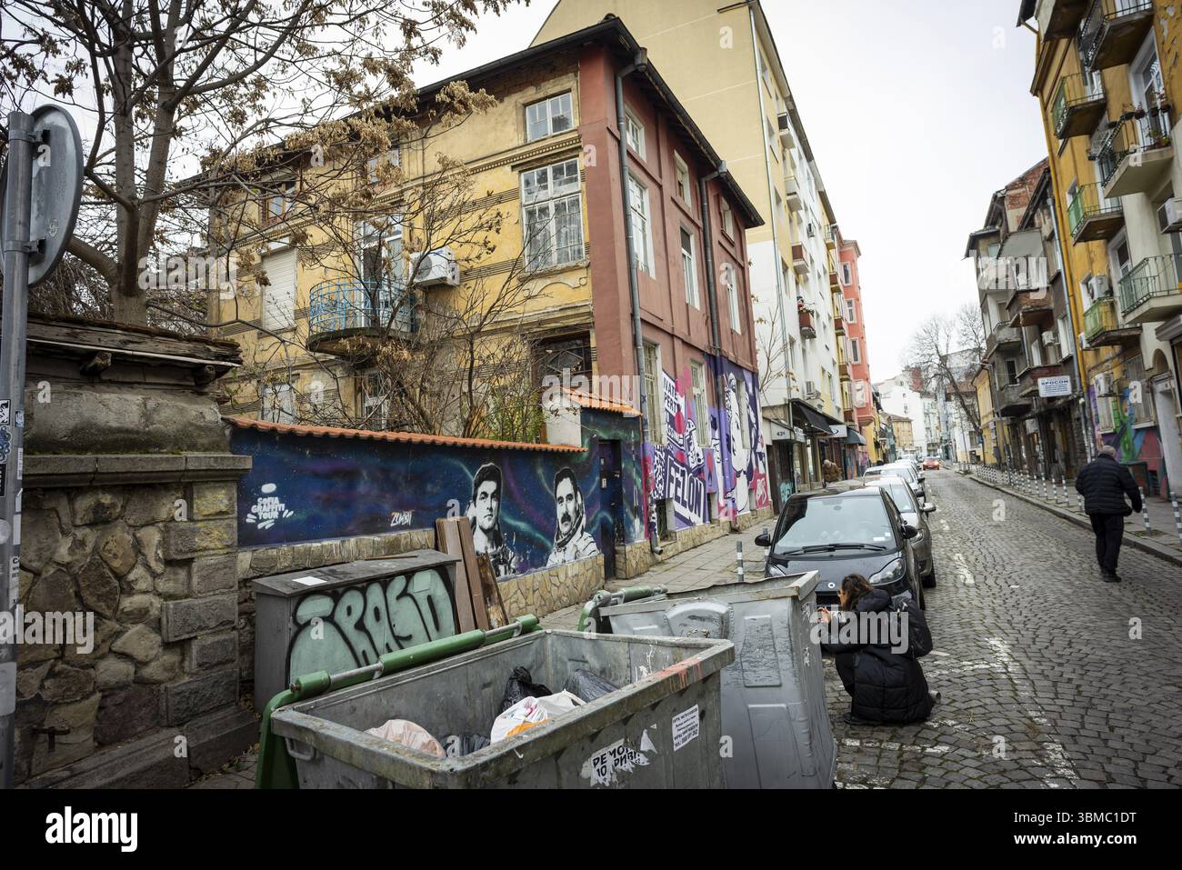 Graffiti cosmonautes, peint par l'artiste Zombit, en 2020, représente les astronautes bulgares Georgi Ivanov et Aleksandr Aleksandrov, Sofia Graffiti Tour, Sof Banque D'Images