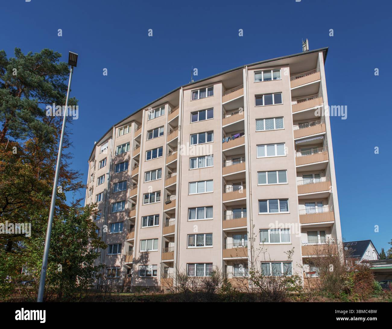 Tour avec appartements, Bielefeld-Sennestadt, Rhénanie du Nord-Westphalie, Allemagne, Europe Banque D'Images