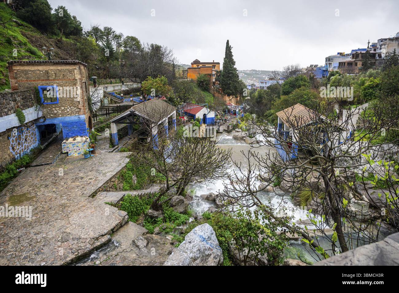 Fontaine et lavoir de RAS el Maa, Chefchaouen, montagnes du Rif, Maroc, Afrique du Nord, Afrique Banque D'Images