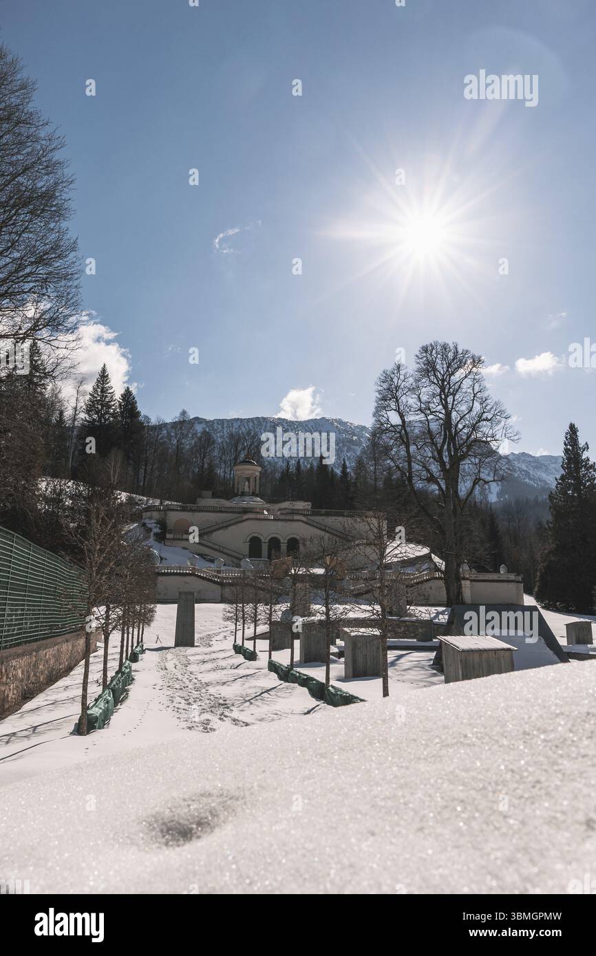 Château de Linderhof, neige, soleil Banque D'Images
