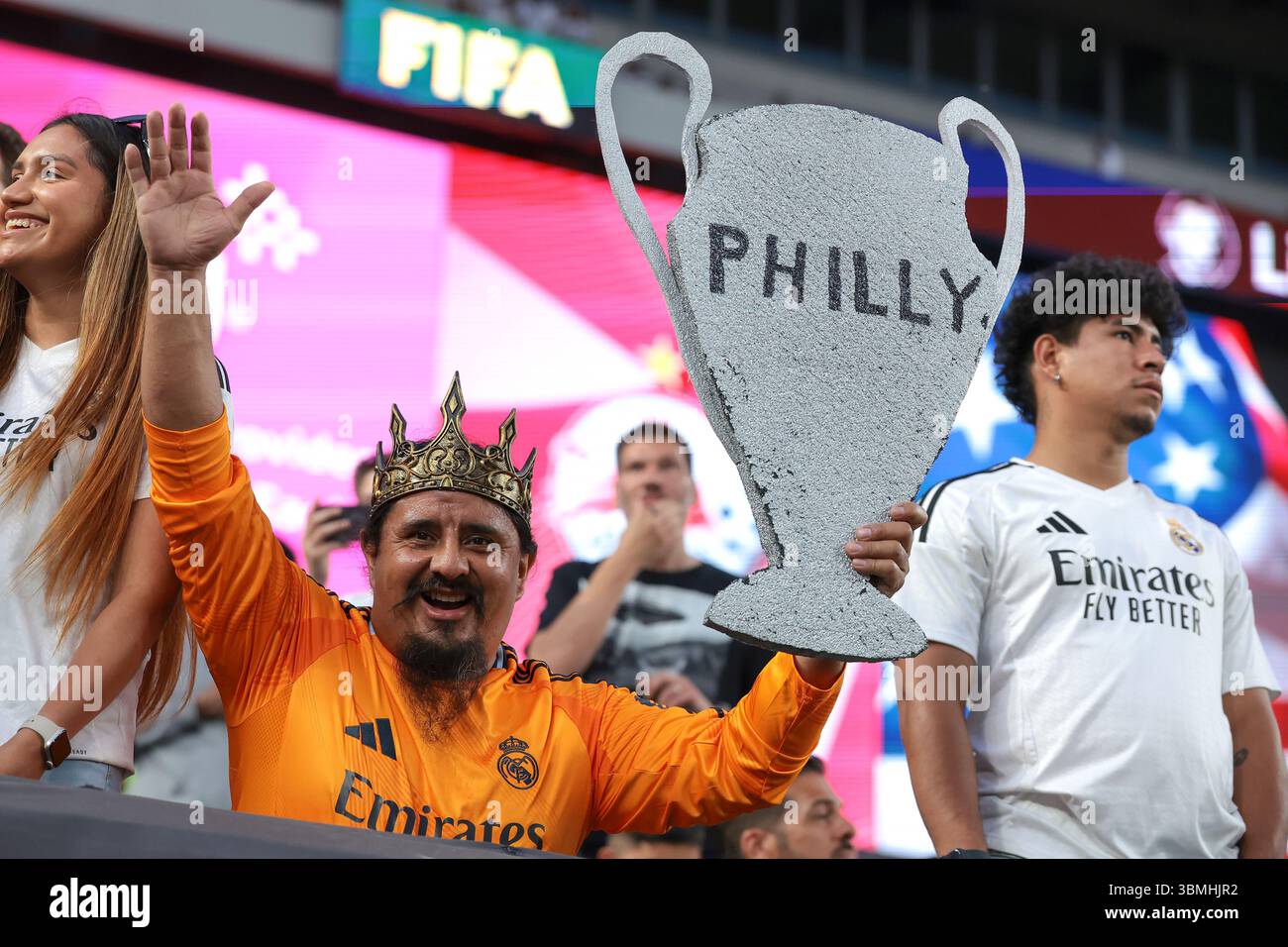 Philadelphie, États-Unis. 26 juin 2025. Un fan réagit avant le match de la Coupe du monde des clubs FC Salzburg vs Real Madrid au Lincoln Financial Field, Philadelphie. Le crédit photo devrait se lire : Jonathan Moscrop/Sportimage crédit : Sportimage Ltd/Alamy Live News Banque D'Images Philadelphie, États-Unis. 26 juin 2025. Un fan réagit avant le match de la Coupe du monde des clubs FC Salzburg vs Real Madrid au Lincoln Financial Field, Philadelphie. Le crédit photo devrait se lire : Jonathan Moscrop/Sportimage crédit : Sportimage Ltd/Alamy Live News Banque D'Images