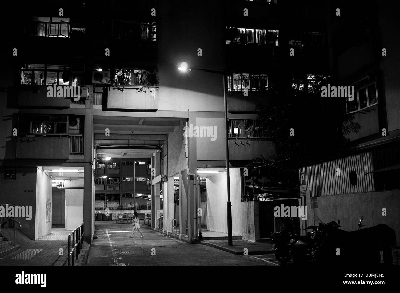 Logement public calme la nuit à Hong Kong Banque D'Images