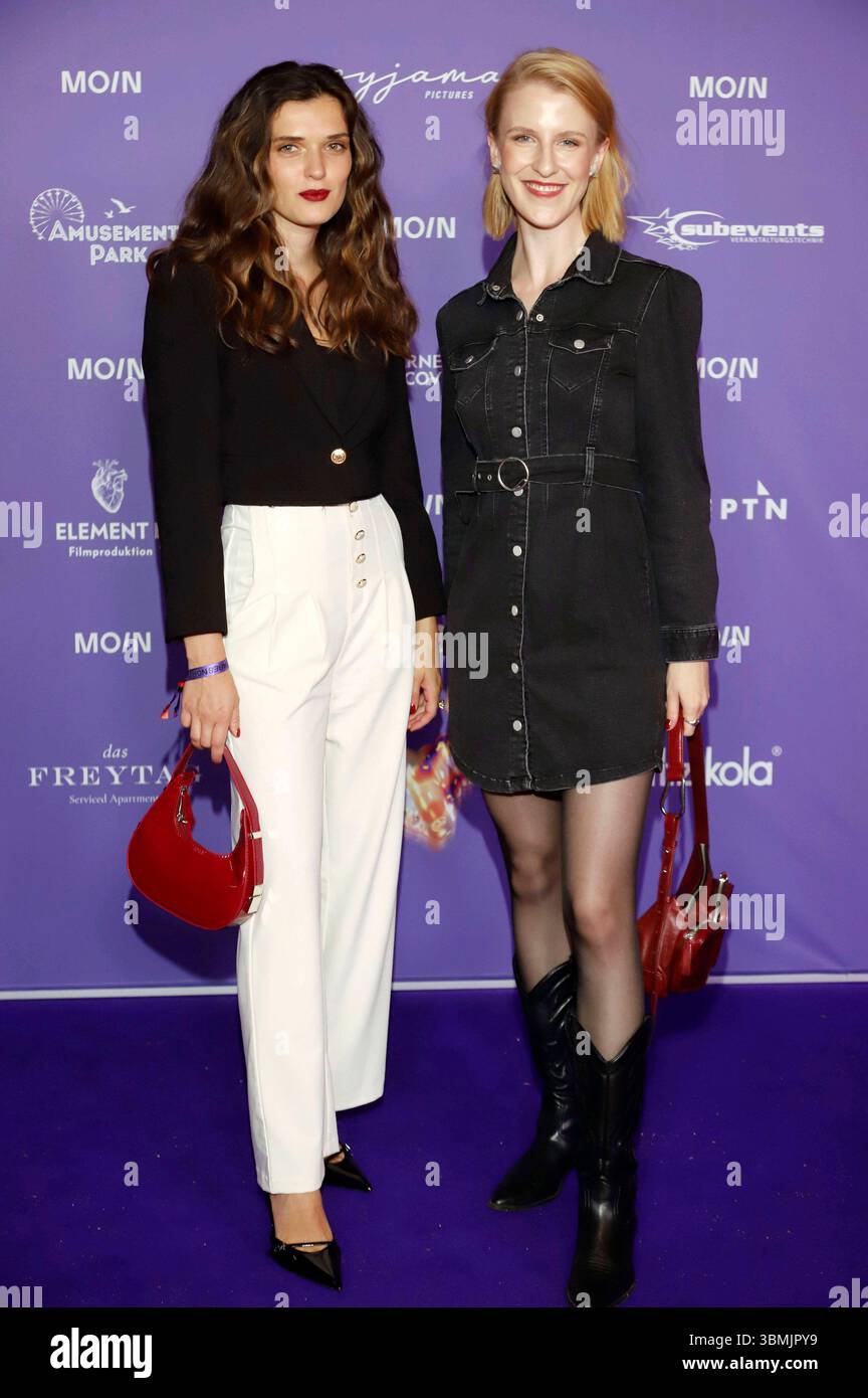 Caroline Hartig und Klara Lange beim Branchentreffen MOINS Mittsommer 2025 im Kampnagel. Hambourg, 24.06.2025 *** Caroline Hartig et Klara Lange à la réunion industrielle de mi-été 2025 à Kampnagel Hambourg, 24 06 2025 Foto:xgbrcix/xFuturexImagex moin_5637 Banque D'Images