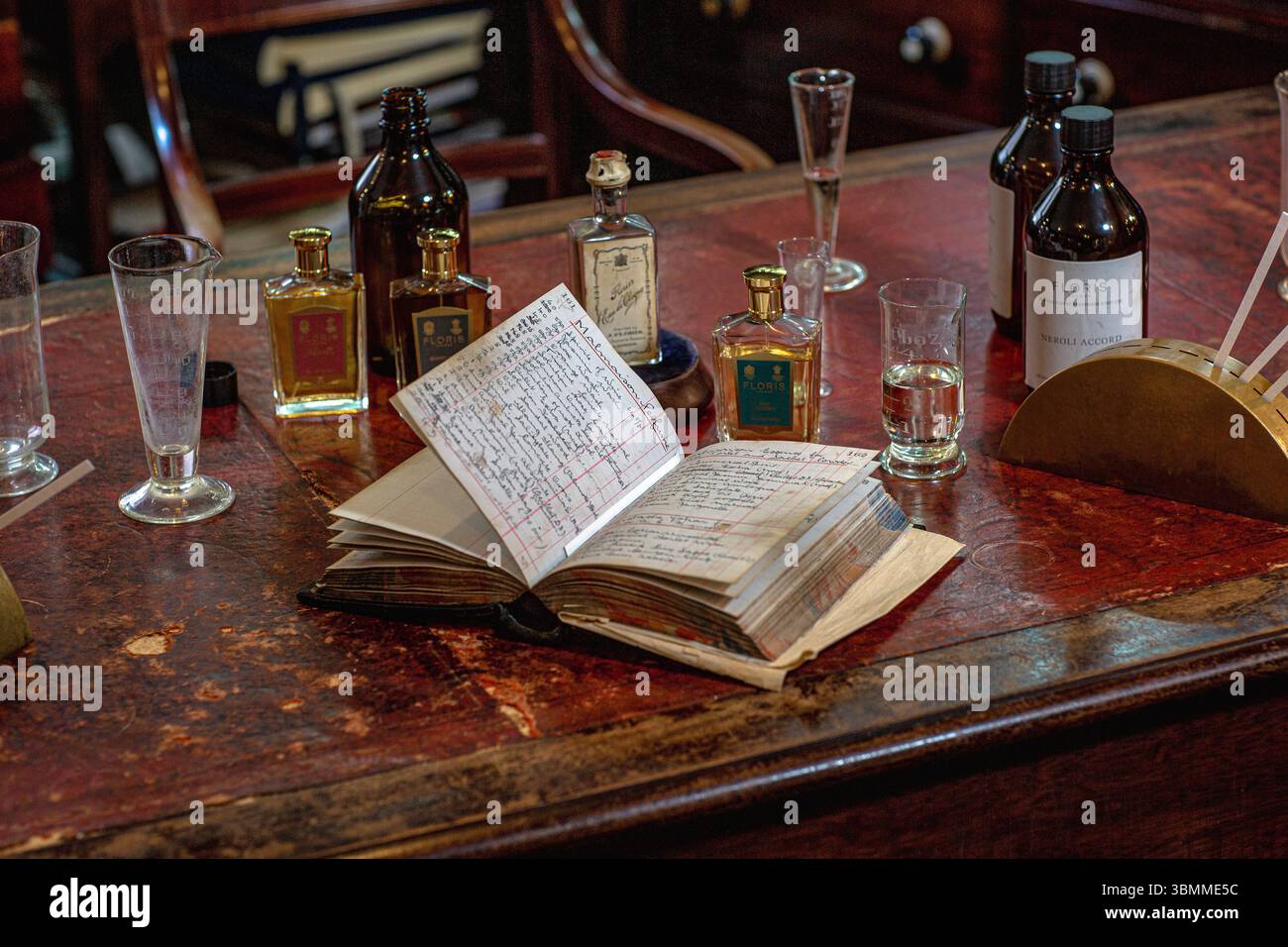Floris de parfum London store. Jermyn Street, St James's, Londres, Angleterre Banque D'Images