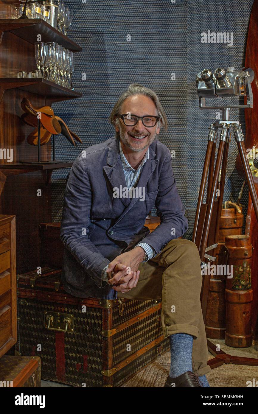 Le propriétaire de Bentleys Shop Tim Bent Banque D'Images