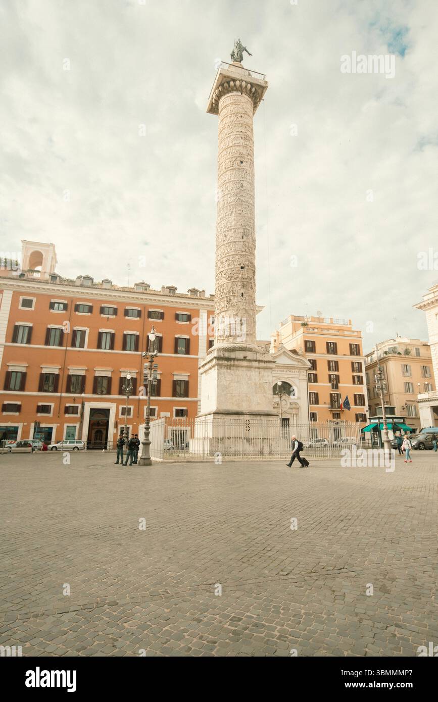 Rome, Italie, colonne de Marc Aurèle Banque D'Images