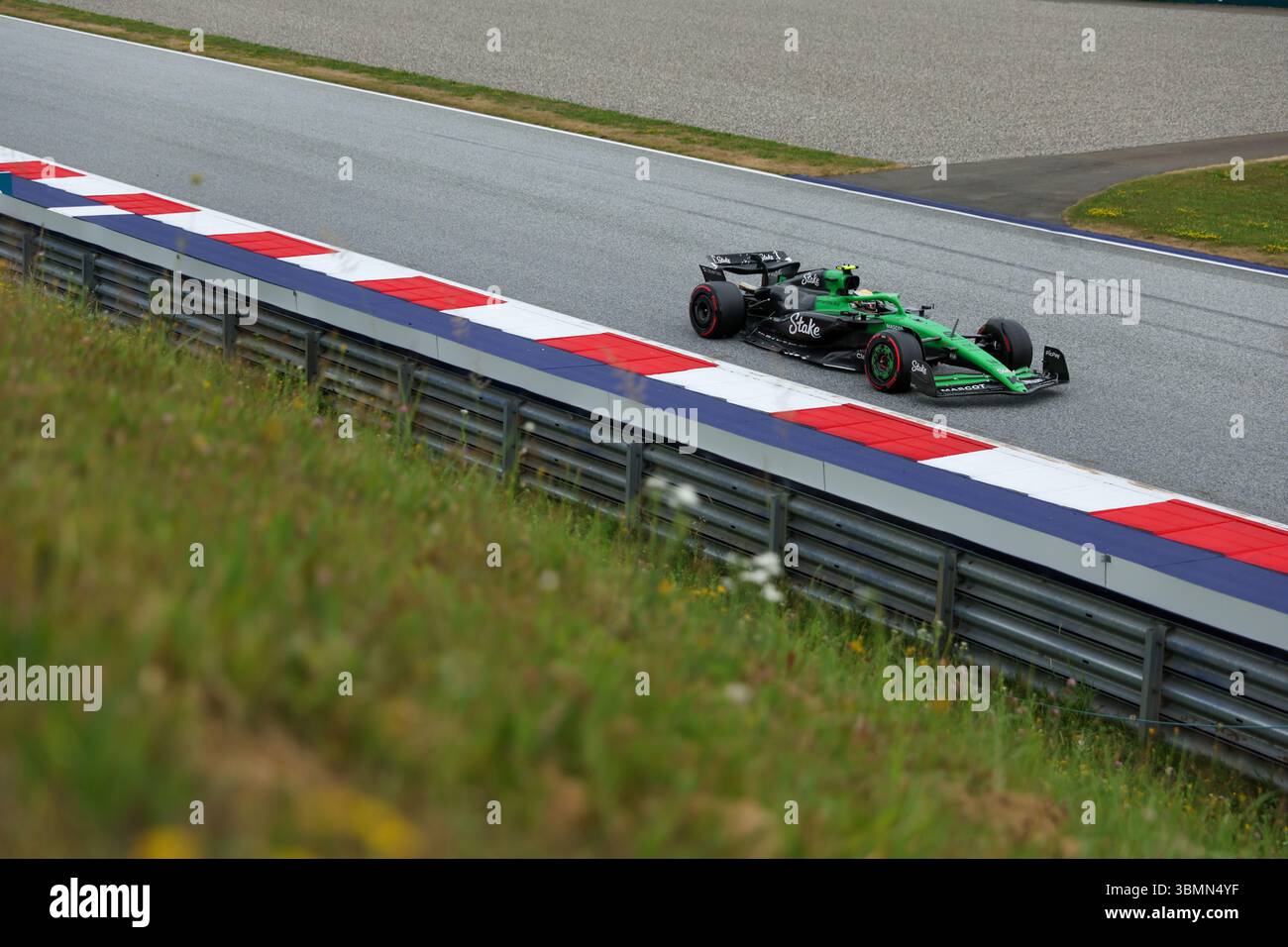Gabriel Bortoleto (BRA) participe à la F1 Team Sauber lors du Formula 1 MSC Cruises Austrian Grand Prix 2025, Spielberg, Autriche, du 26 au 29 juin - Round 11 du 24 du Championnat du monde F1 2025 Banque D'Images