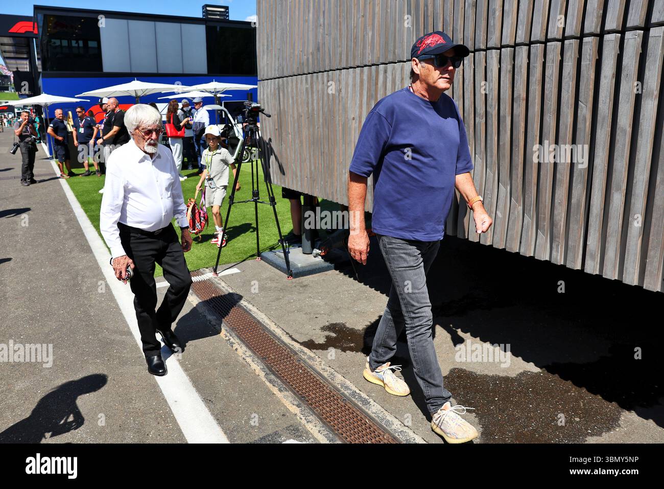 Spielberg, Autriche. 29 juin 2025. (De gauche à droite) : Bernie Ecclestone (GBR) et Gerhard Berger (AUT). 29.06.2025. Championnat du monde de formule 1, Rd 11, Grand Prix d'Autriche, Spielberg, Autriche, jour de la course. Le crédit photo devrait se lire : XPB/Alamy Live News. Banque D'Images