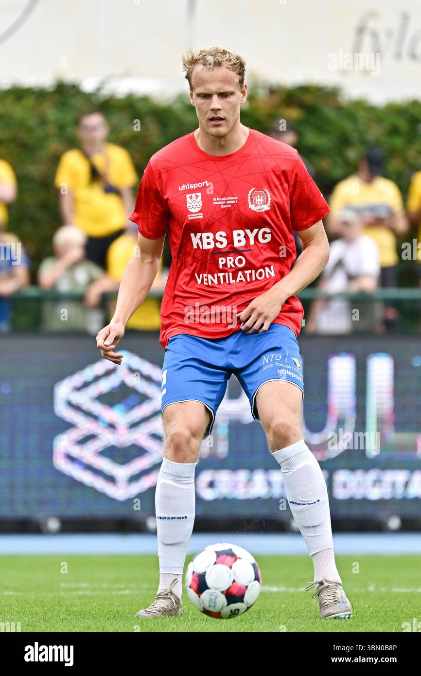 Hvidovre, Danemark. 28 juin 2025. Magnus Lysholm (12 ans) de Hvidovre vu lors d’un match test match de pré-saison entre Hvidovre IF et Broendby IF au Pro ventilation Arena de Hvidovre. Banque D'Images