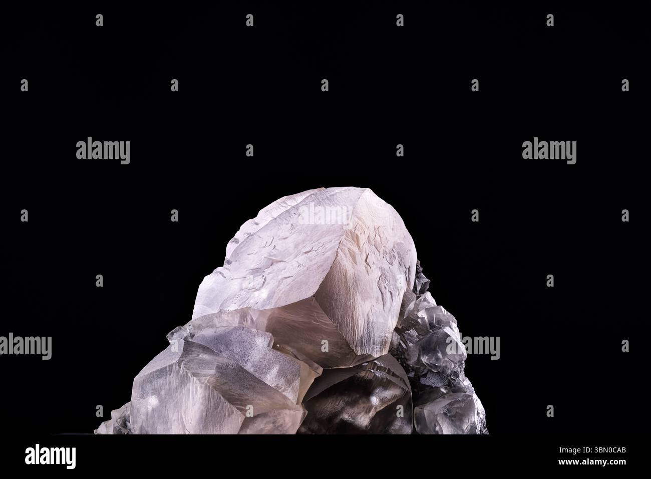 Smithsonite. Spécimen de la mine de Tsumeb, Namibie. fond de texture de détail de photographie macro. gros plan cristal minéral non poli semi-précieux Banque D'Images