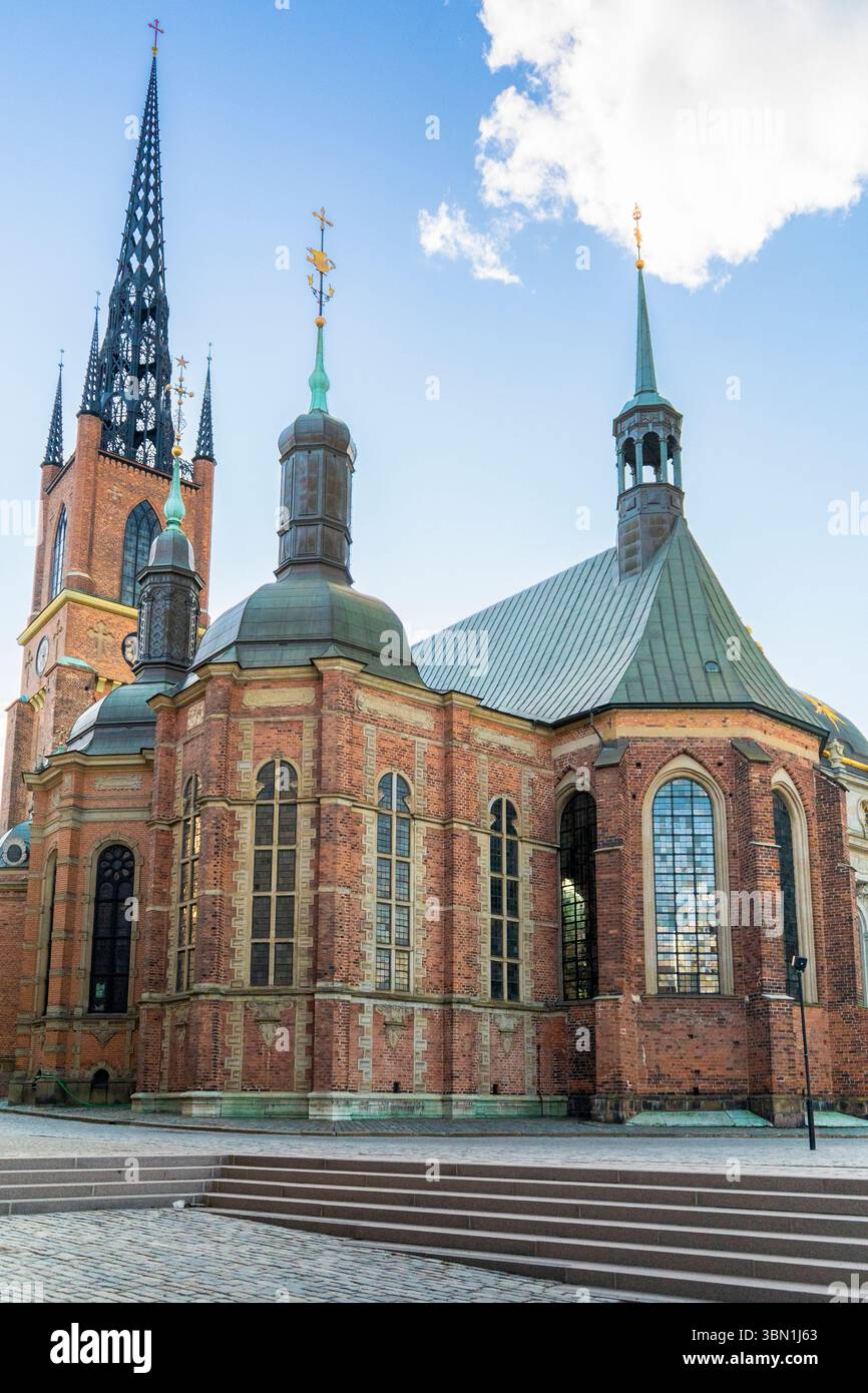 Église Riddarholmen historique avec des flèches complexes à Stockholm Banque D'Images