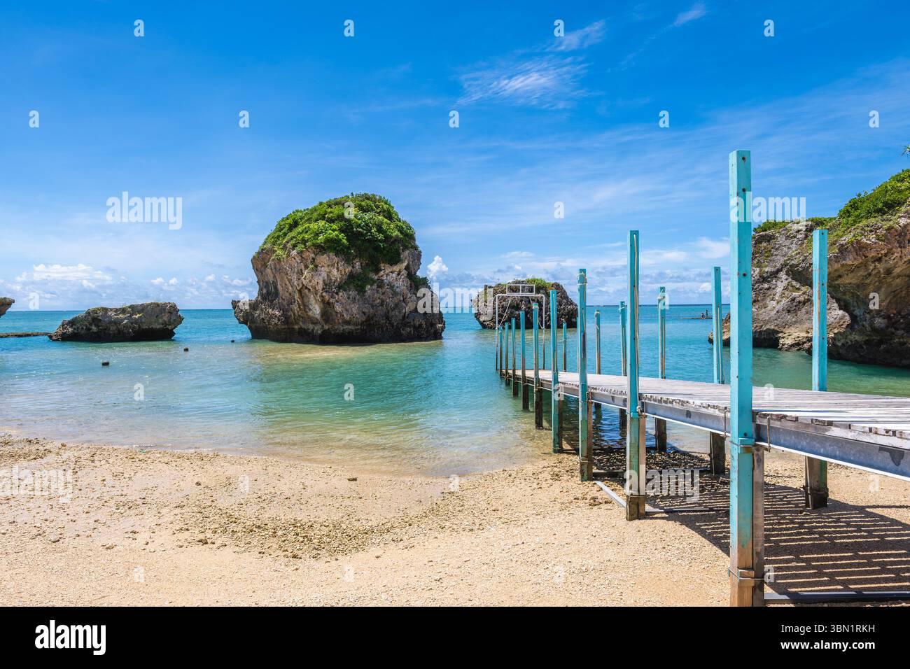 Paysage de la plage de Miibaru située au sud d'Okinawa au Japon Banque D'Images