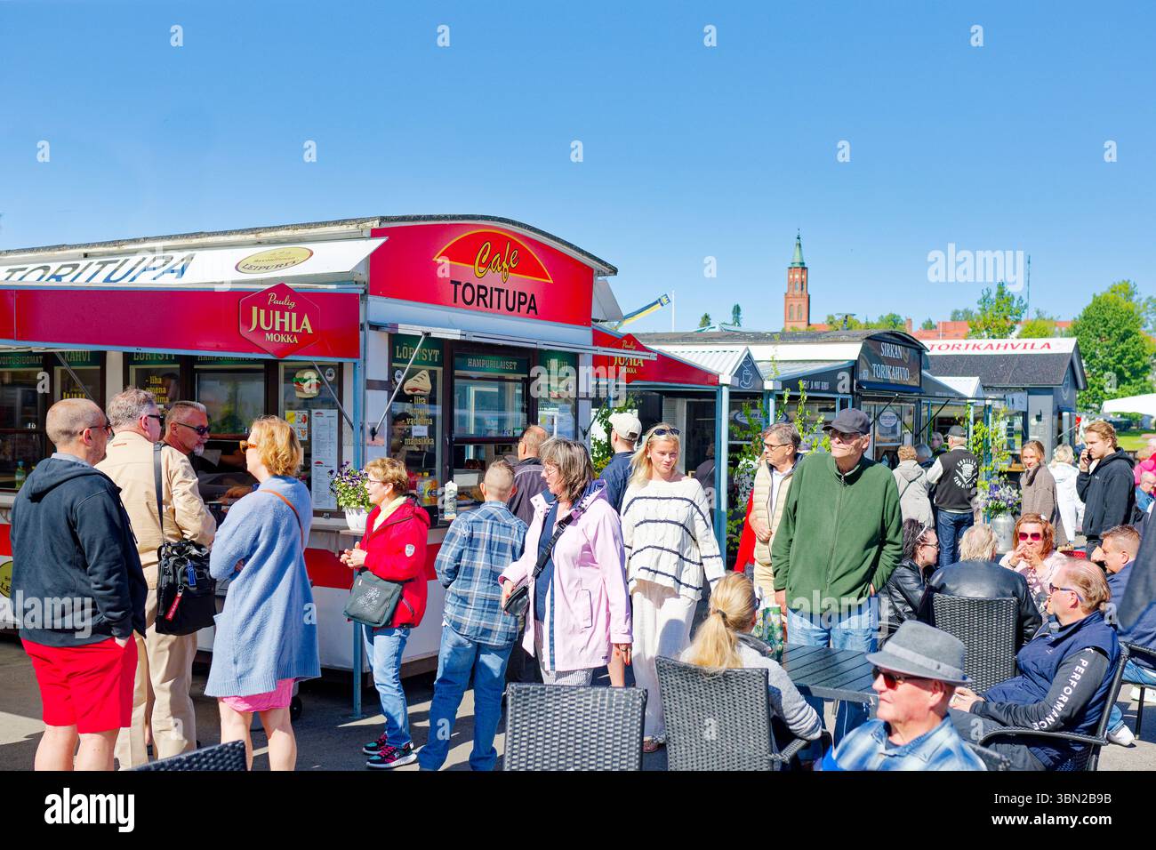 Juhannus MidSummer Festival à Savonlinna Market Square Finlande Banque D'Images
