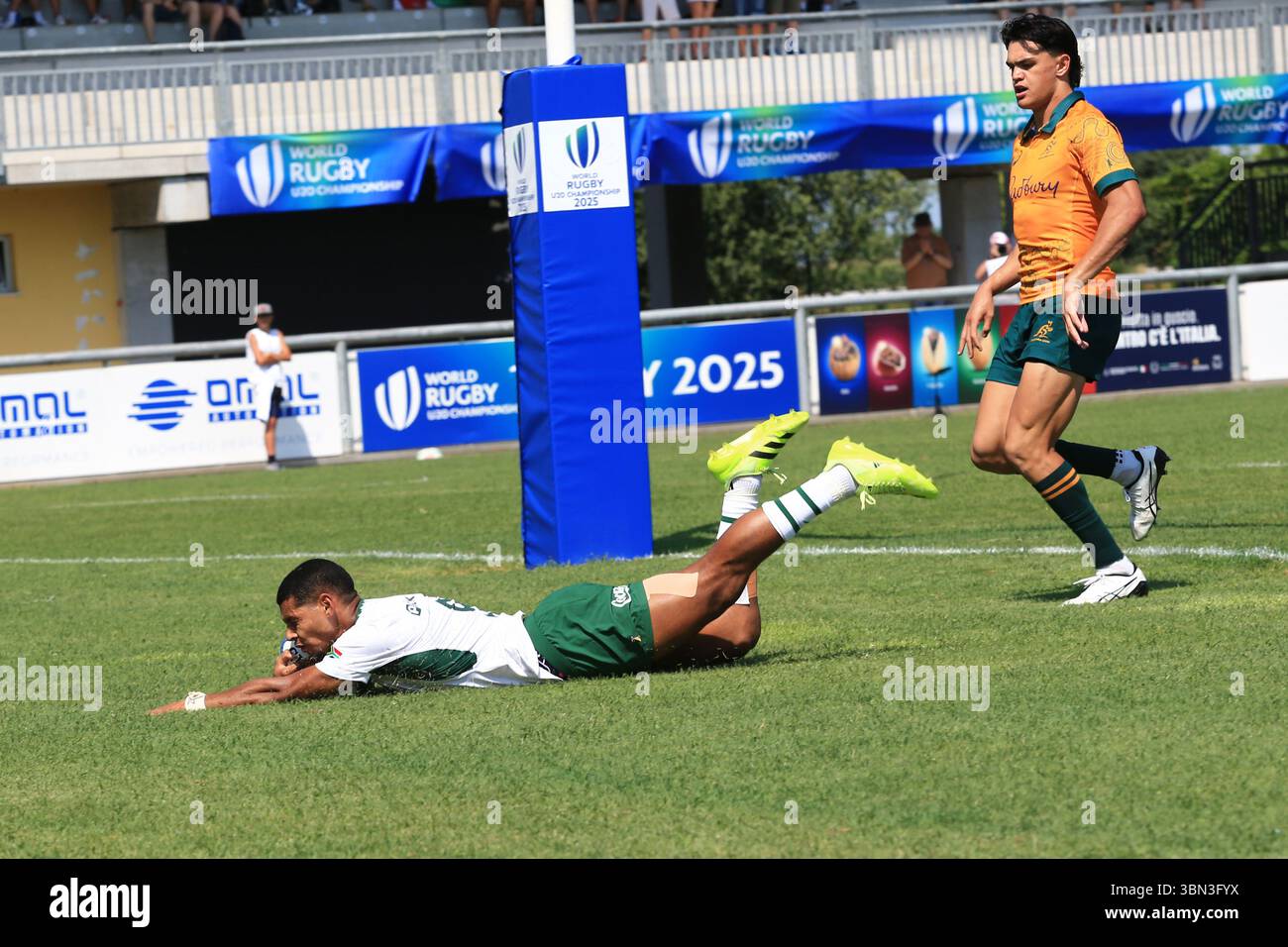 Calvisano, Italie. 29 juin 2025. Le joueur sud-africain Hassiem Pead remporte un essai au stade San Michele, lors du match du Championnat du monde de rugby U 20 entre l'Australie et l'Afrique du Sud. (Crédit : Federico Zovadelli/Alamy Live News) Banque D'Images