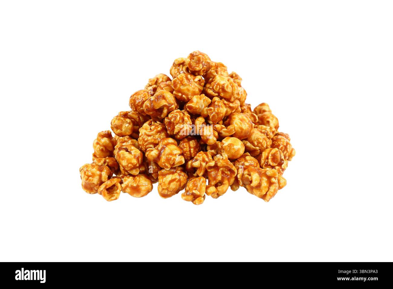 c'est du pop-corn au caramel doux isolé sur blanc. Banque D'Images