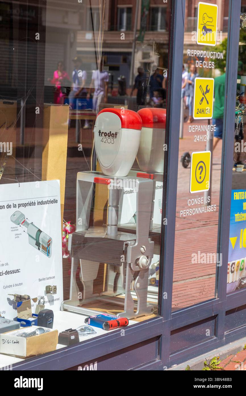 Vente de matériel de bureau. Tampon géant. Banque D'Images