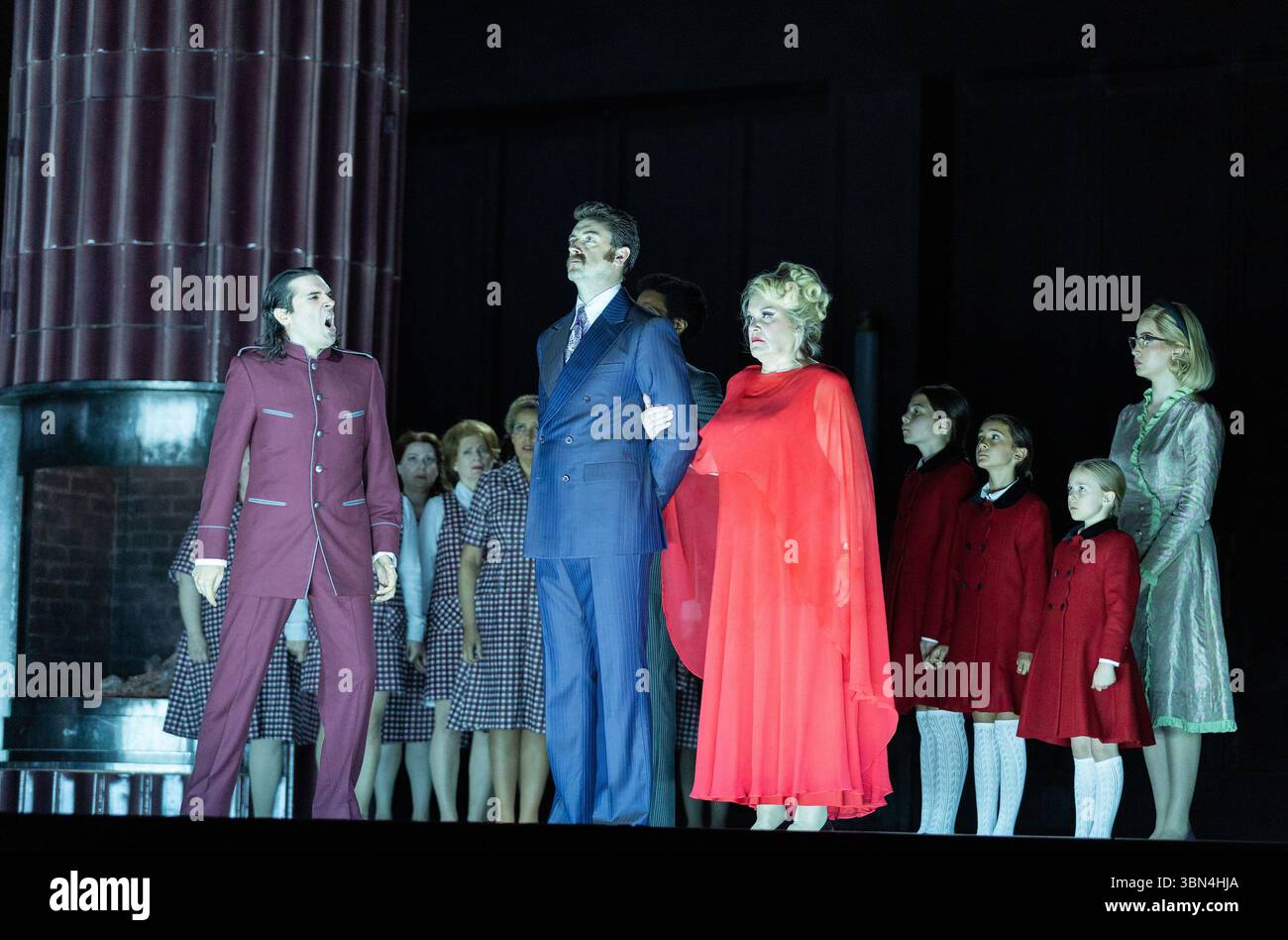 de gauche à droite : Carlo Vistoli (Athamas), Ben Bliss (Jupiter), Alice Coote (Juno), Marianna Hovanisyan (Iris) dans SEMELE au Royal Opera, Covent Garden, Londres WC2 30/06/2025 musique : George Frideric Handel livret : William Congreve chef d'orchestre : Christian Curnyn design : Annemarie Woods éclairage : Fabiana Piccioli mouvement : Sarah Fahie réalisateur : Oliver Mears Banque D'Images de gauche à droite : Carlo Vistoli (Athamas), Ben Bliss (Jupiter), Alice Coote (Juno), Marianna Hovanisyan (Iris) dans SEMELE au Royal Opera, Covent Garden, Londres WC2 30/06/2025 musique : George Frideric Handel livret : William Congreve chef d'orchestre : Christian Curnyn design : Annemarie Woods éclairage : Fabiana Piccioli mouvement : Sarah Fahie réalisateur : Oliver Mears Banque D'Images
