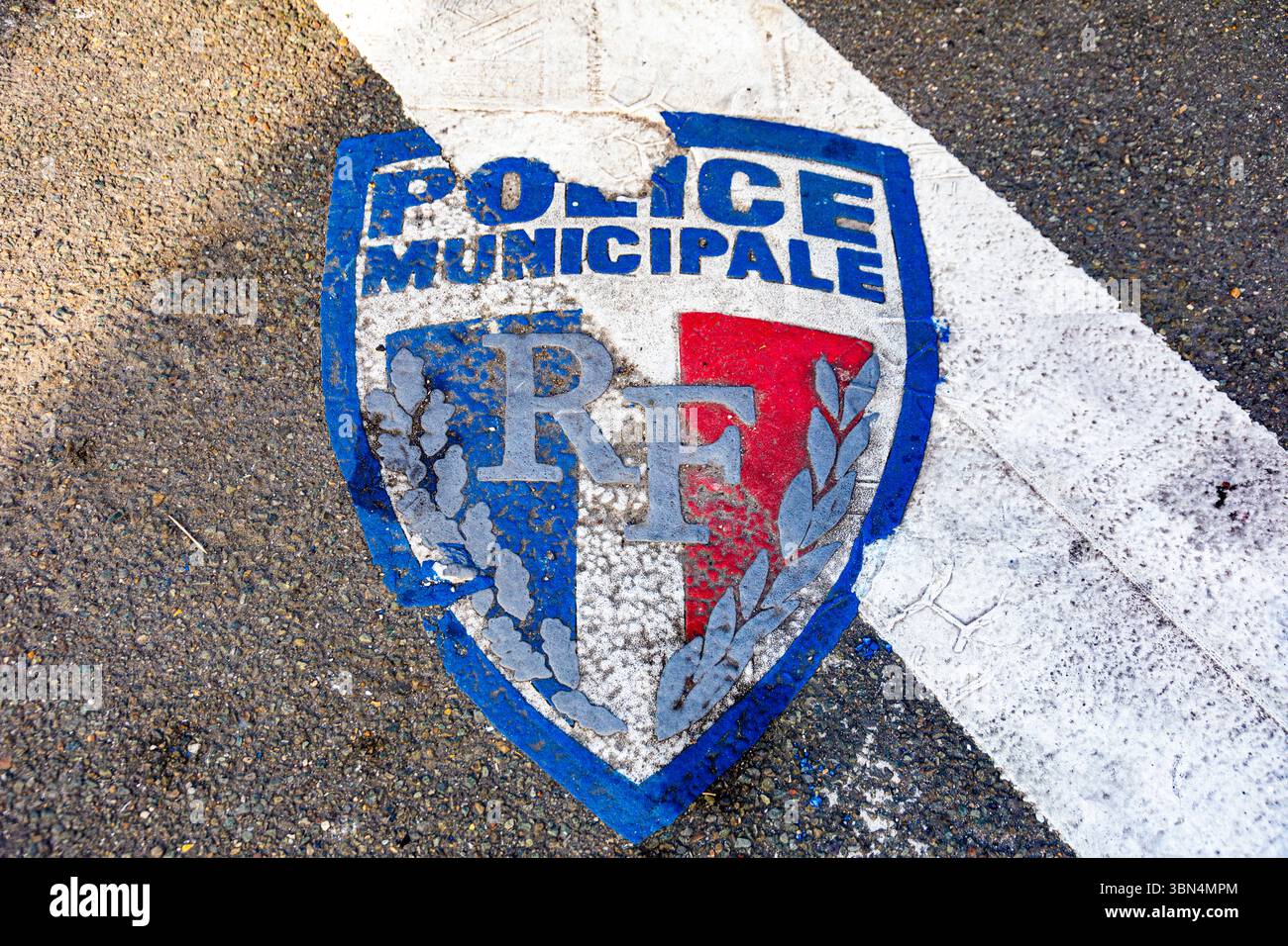 Levallois-Perret. Région parisienne. Marquage au sol de la police Banque D'Images