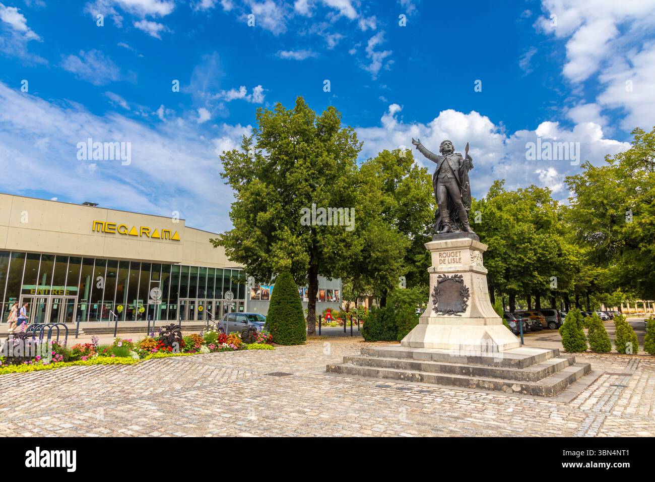 France, Jura, Franche-Comté, région Bourgogne-Franche-Comté, Lons-le-Saunier. La statue de Rouget de Lisle Banque D'Images