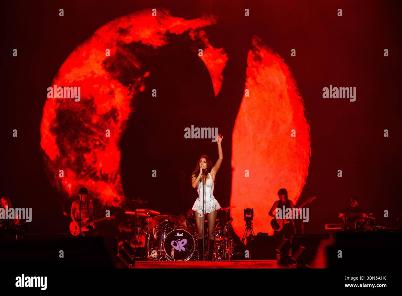 Somerset, Royaume-Uni. 29 juin 2025. Olivia Rodrigo se produit au Glastonbury Festival à Worthy Farm dans le Somerset. Le crédit photo devrait se lire comme suit : Matt Crossick/Empics/Alamy Live News Banque D'Images