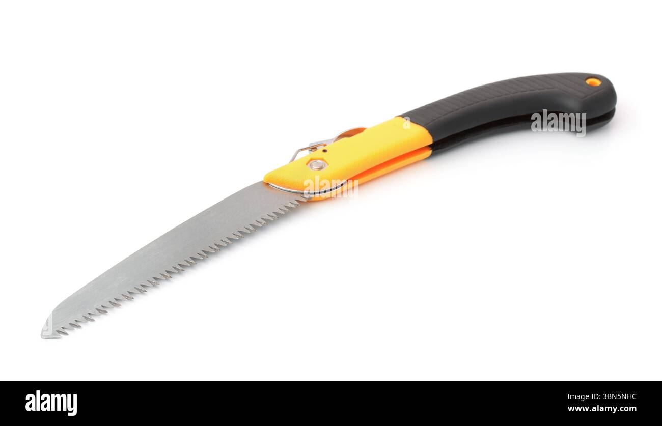 Scie de jardin à main pliante isolée sur blanc Banque D'Images