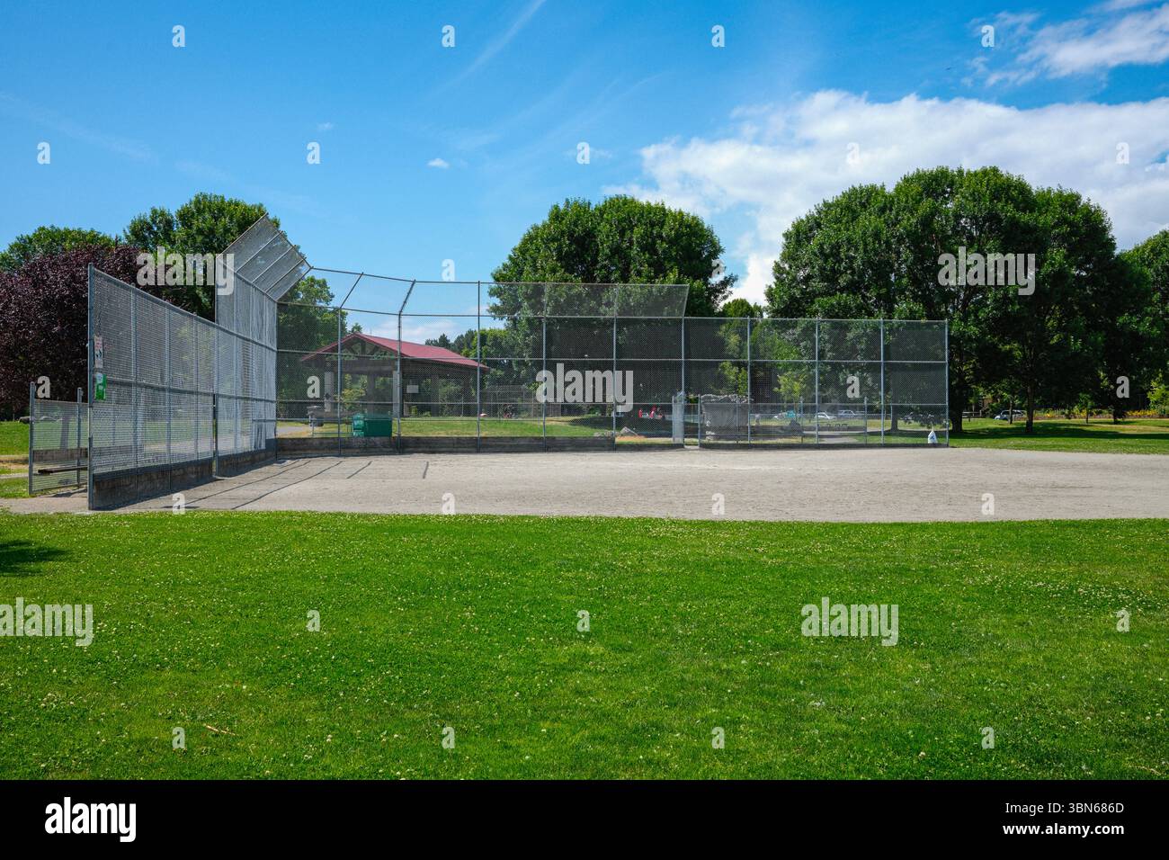 Un terrain de baseball vide au parc Strathcona à Vancouver, en Colombie-Britannique. Banque D'Images