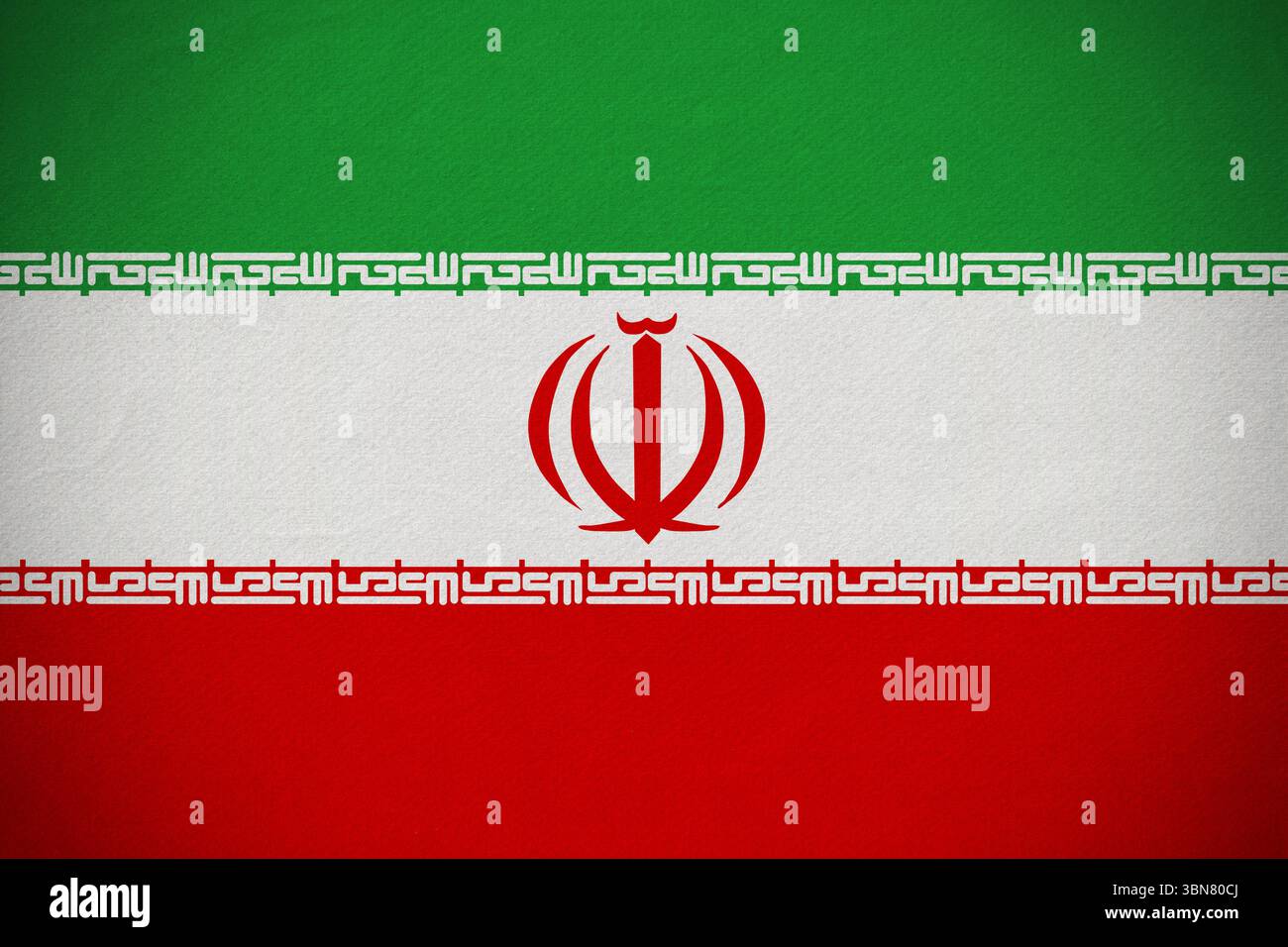 Le drapeau de l'Iran affiche des bandes rouges blanches vertes, l'emblème et Kufic sur fond transparent plat Banque D'Images