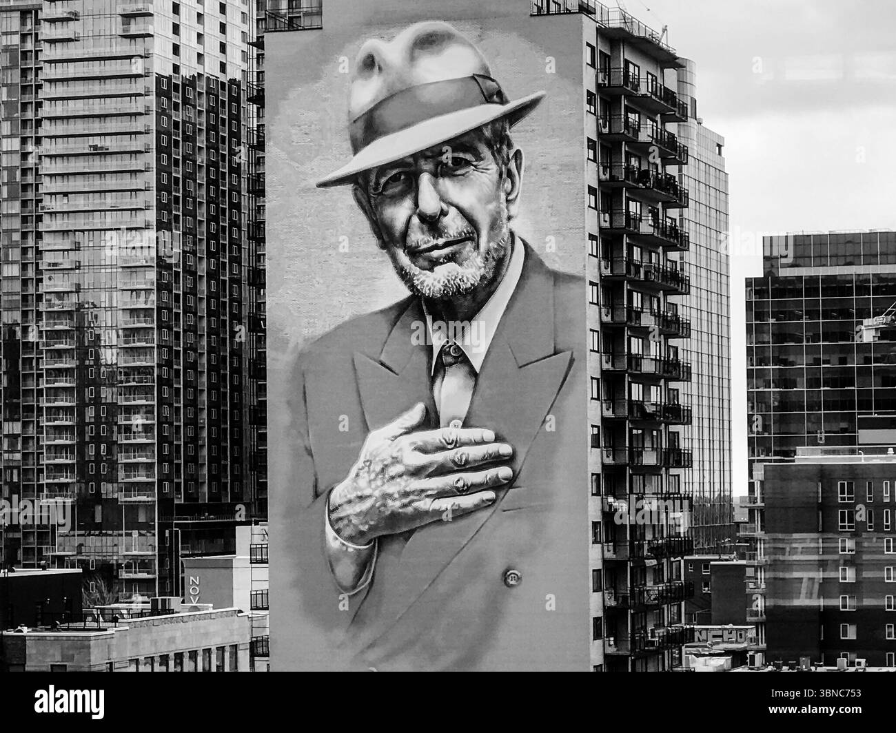 Montréal, Québec, Canada - 8 novembre 2019 : murale de Leonard Cohen à Montréal Banque D'Images
