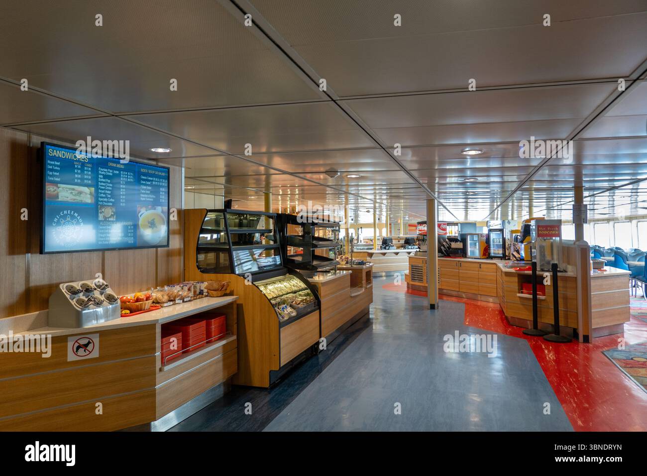 Mme Chi-Cheemaun Ferry Interior Cafeteria Restaurant Owen Sound Transportation Company Tobermory, Ontario, Canada photo stock Banque D'Images