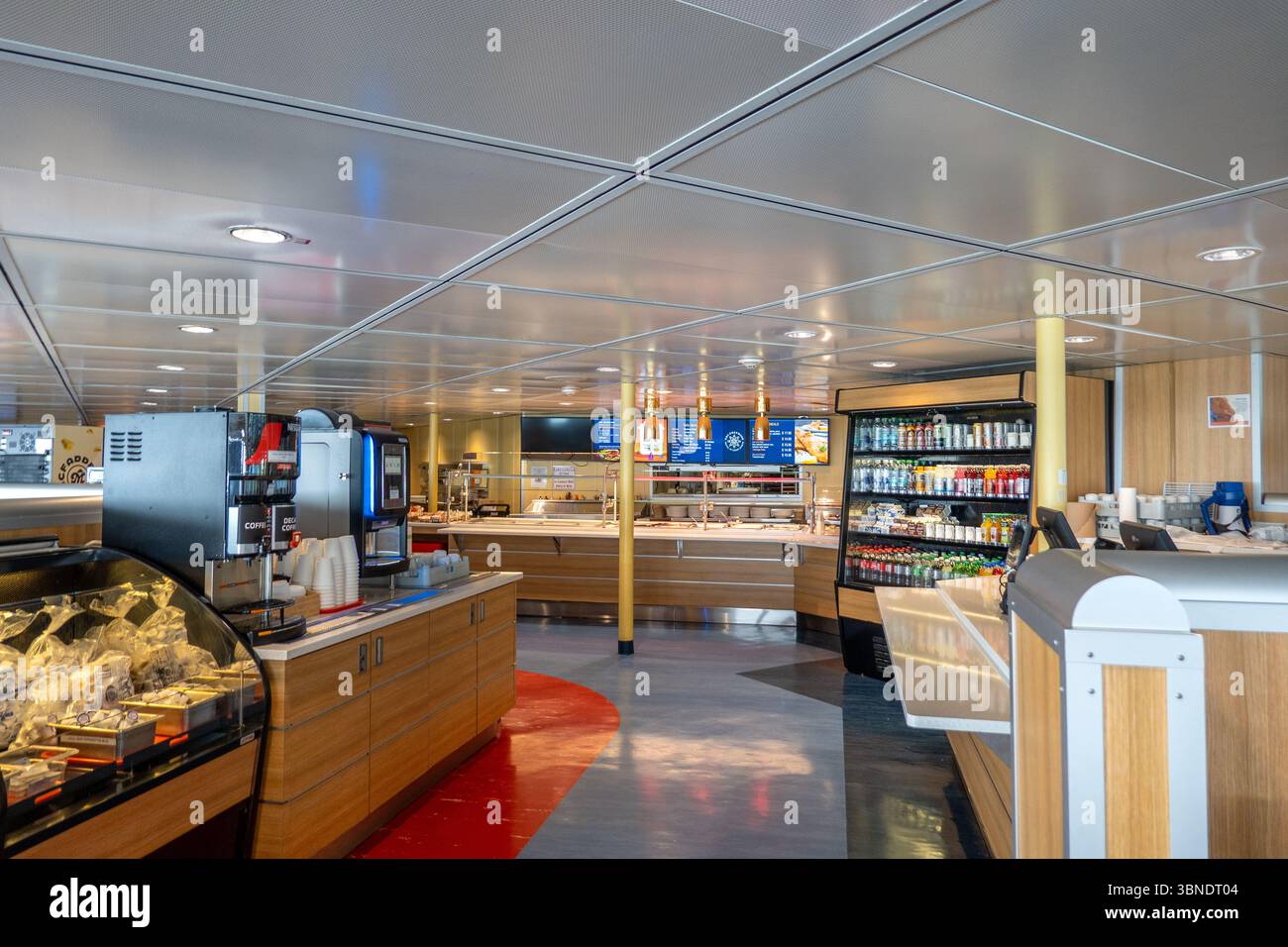 Mme Chi-Cheemaun Ferry Interior Cafeteria Restaurant Owen Sound Transportation Company Tobermory, Ontario, Canada photo stock Banque D'Images