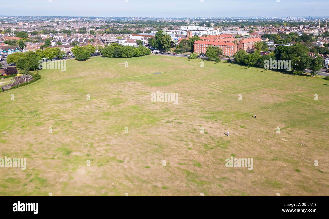 vue aérienne de streatham commun un grand espace ouvert public dans le quartier londonien de lambeth Banque D'Images