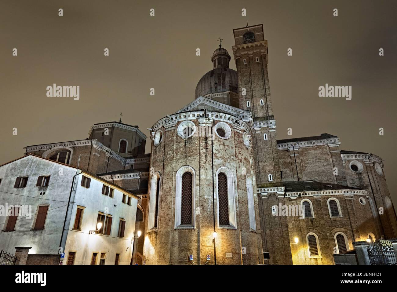 La basilique cathédrale de Santa Maria Assunta de Padoue, Vénétie, Italie. Banque D'Images