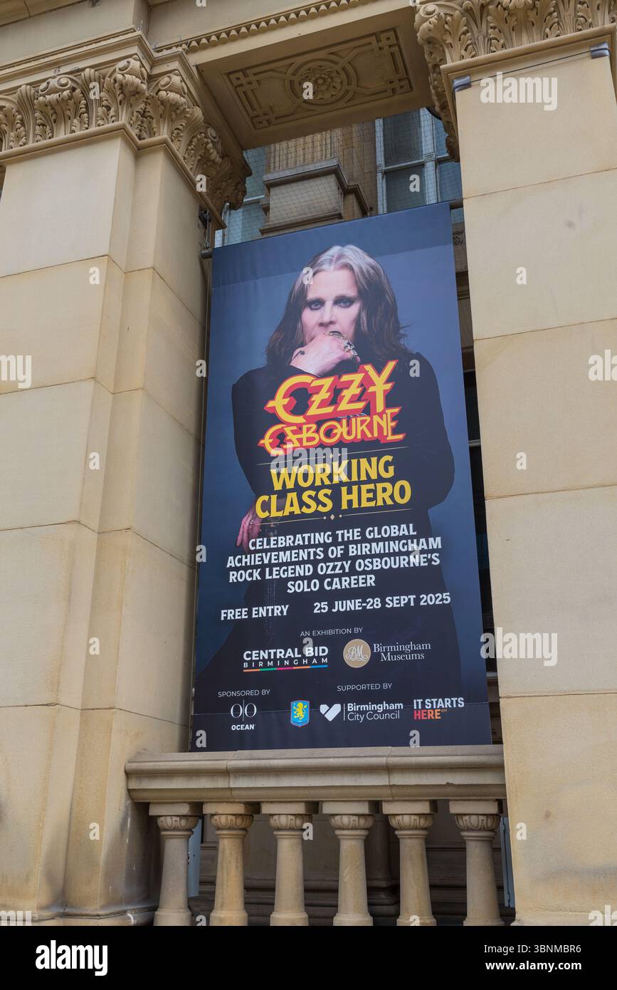 Panneau publicitaire exposition Ozzy Osbourne au musée et à la galerie d'art de Birmingham Banque D'Images
