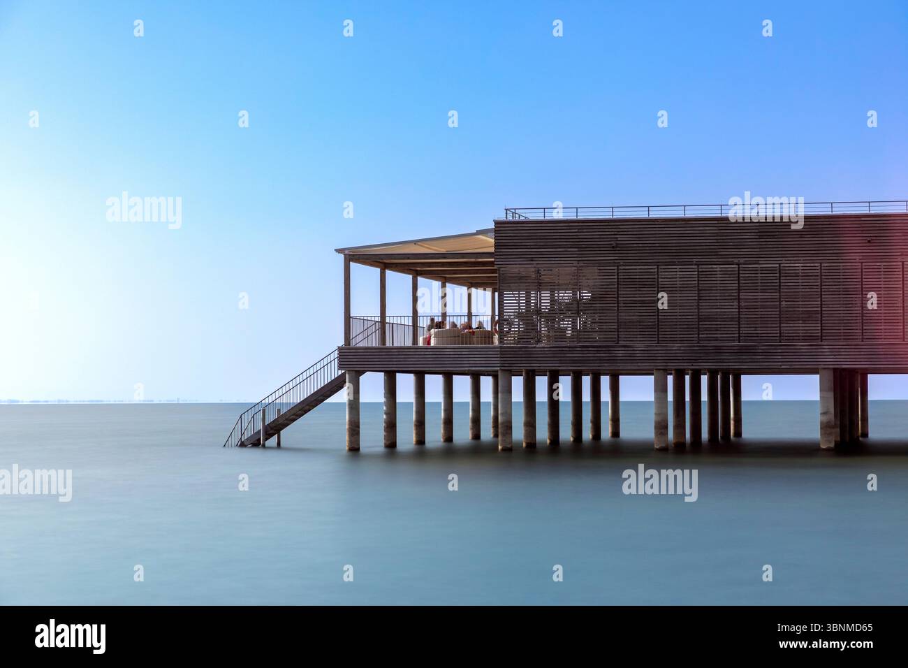 Bains publics sur le lac de Constance au Kaiserstrand à Lochau, Autriche Banque D'Images