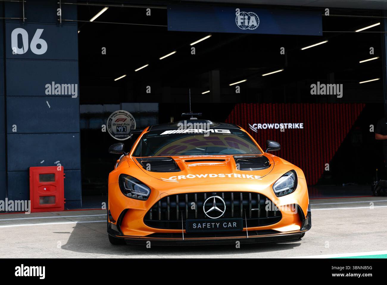 FIA Mercedes-AMG GT Black Series Safety car lors du Grand Prix de Grande-Bretagne de formule 1 Qatar Airways 2025, 12ème manche du Championnat du monde de formule 1 FIA 2025 du 4 au 6 juillet 2025 sur le circuit de Silverstone, à Silverstone, au Royaume-Uni Banque D'Images
