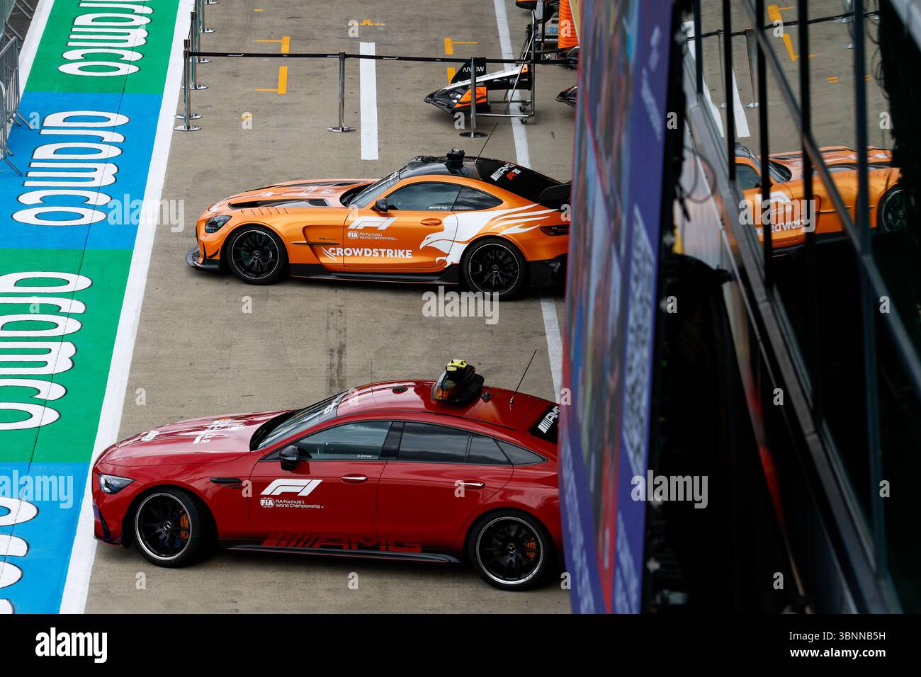 FIA Mercedes-AMG GT Black Series Safety car lors du Grand Prix de Grande-Bretagne de formule 1 Qatar Airways 2025, 12ème manche du Championnat du monde de formule 1 FIA 2025 du 4 au 6 juillet 2025 sur le circuit de Silverstone, à Silverstone, au Royaume-Uni Banque D'Images