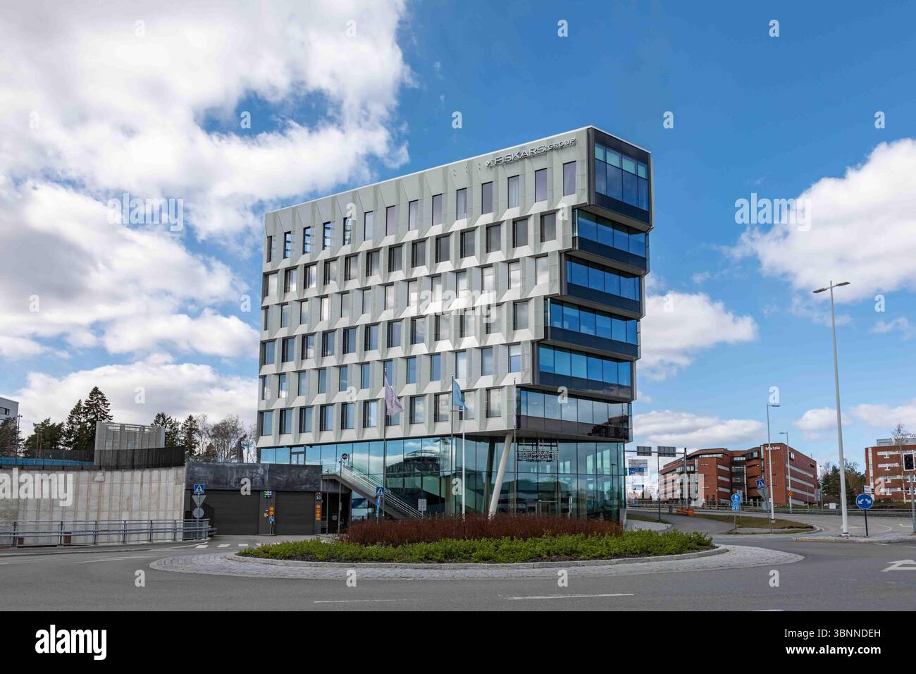Architecture de bureau moderne du siège social de Fiskars Group à Keilaniementie 10 dans le district de Keilaniemi à Espoo, Finlande Banque D'Images