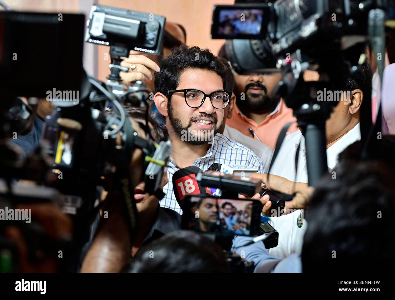 Mumbai, Inde. 03 juillet 2025. MUMBAI, INDE - 3 JUILLET : Aaditya Thackeray, MLA SS UBT, pendant la session de l'Assemblée de la mousson à Vidhan Bhavan le 3 juillet 2025 à Mumbai, Inde. (Photo par Anshuman Poyrekar/Hindustan Times/Sipa USA) crédit : Sipa US/Alamy Live News Banque D'Images