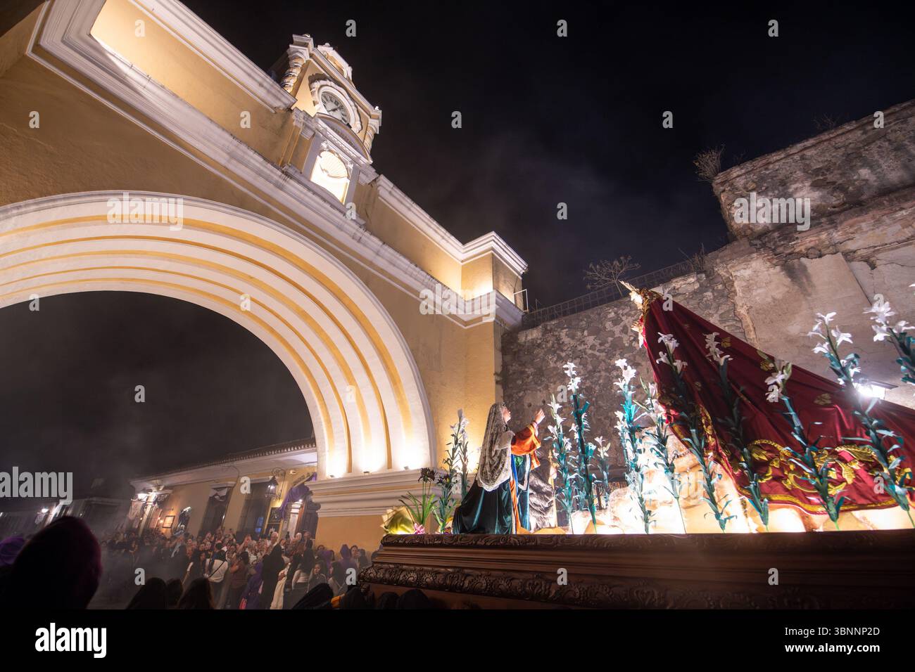 Semana Santa en el Arco de Santa Catalina en la Antigua Guatemala célébrations de la semaine Sainte à l'Arche de Santa Catalina à Antigua Guatemala Banque D'Images
