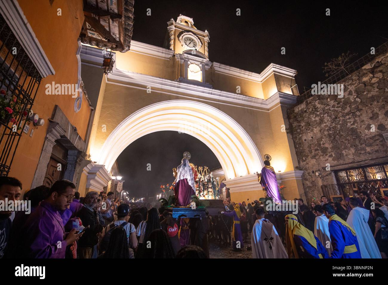 Semana Santa en el Arco de Santa Catalina en la Antigua Guatemala célébrations de la semaine Sainte à l'Arche de Santa Catalina à Antigua Guatemala Banque D'Images