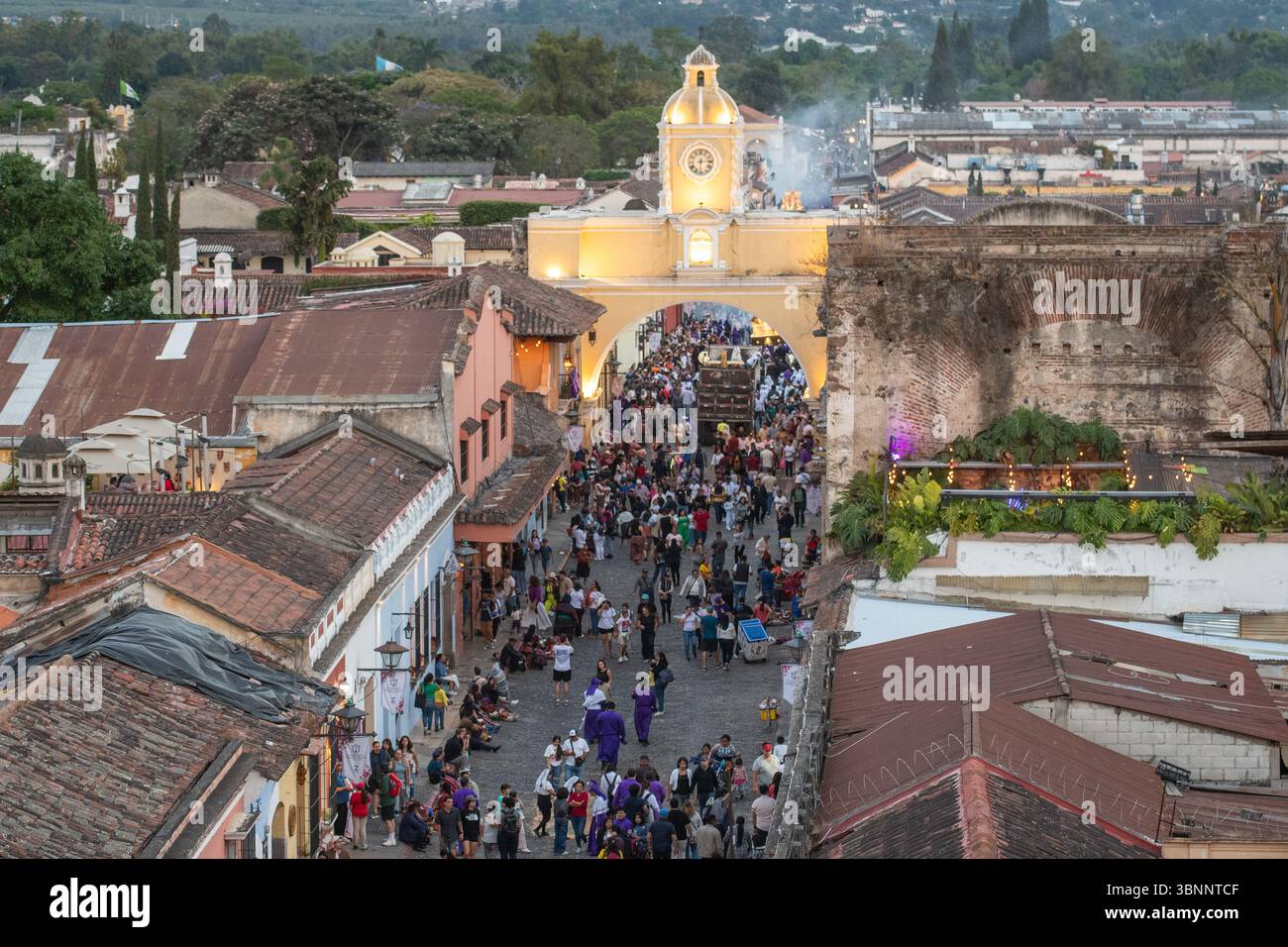 Semana Santa en el Arco de Santa Catalina en la Antigua Guatemala célébrations de la semaine Sainte à l'Arche de Santa Catalina à Antigua Guatemala Banque D'Images