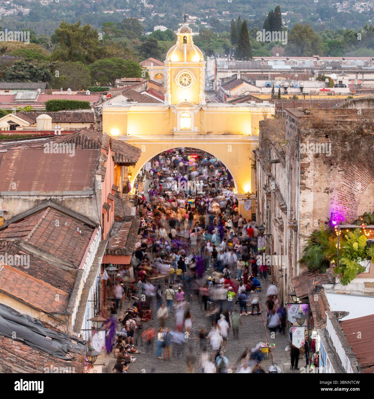 Semana Santa en el Arco de Santa Catalina en la Antigua Guatemala célébrations de la semaine Sainte à l'Arche de Santa Catalina à Antigua Guatemala Banque D'Images