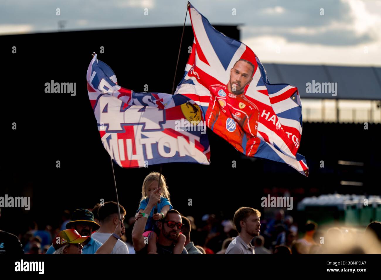 Fans au Grand Prix de F1 à Silverstone 2025 Banque D'Images